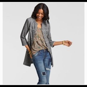 CAbi Spring 2018 Poet Blouse 5344